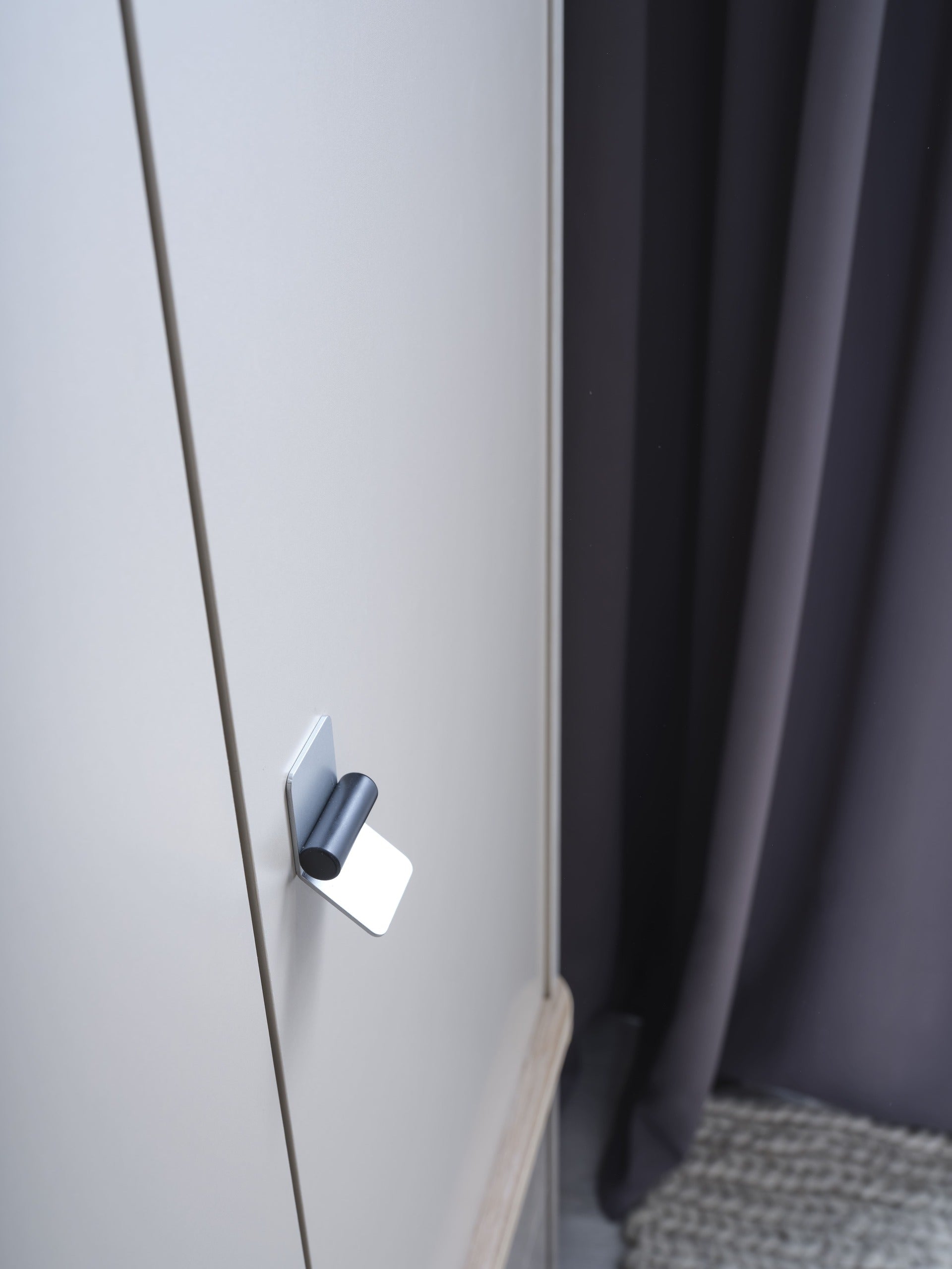 Atlas Kledingkast – 3-deurs met lades