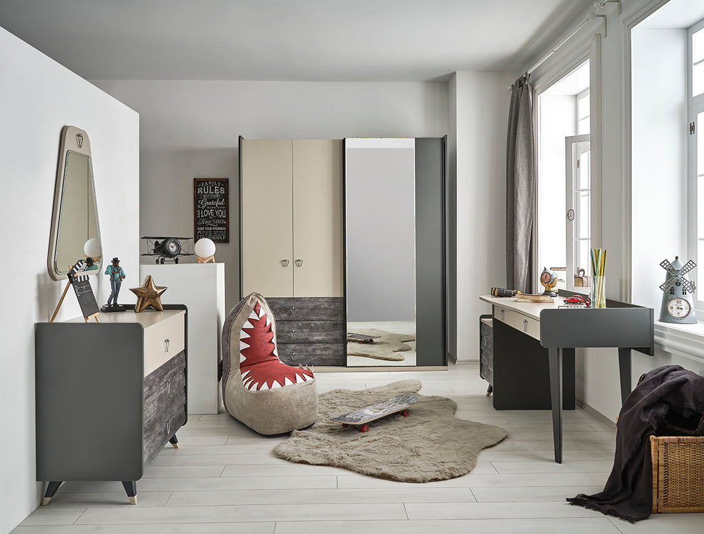 Delta - Kledingkast - 4deurs met spiegel